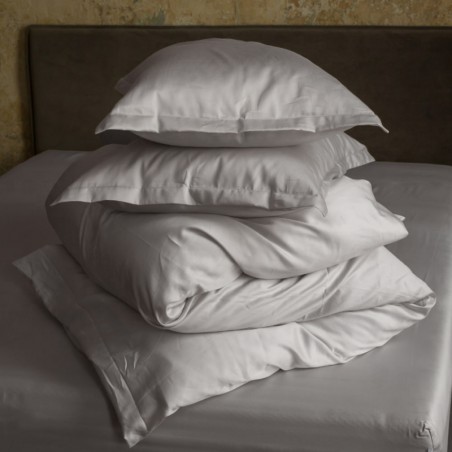 Kummiga voodilina ELEGANTE SARE interneti teel