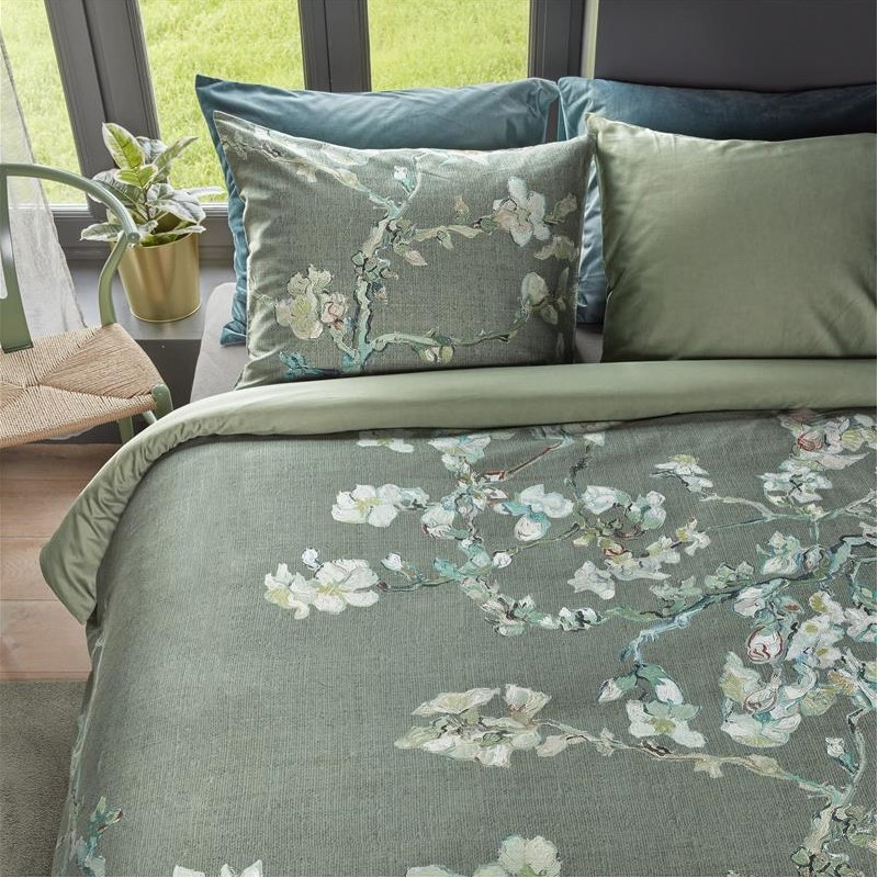 Blossoming Green Voodipesukomplekt