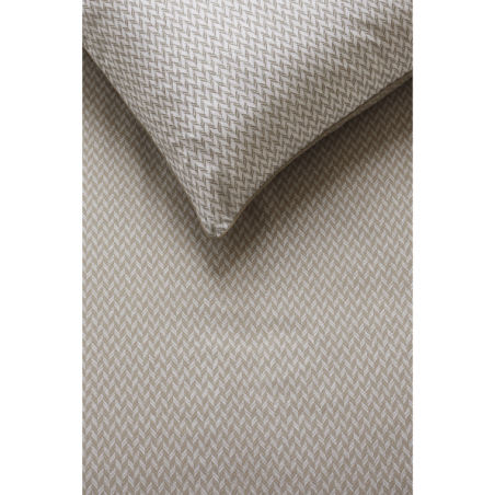 Emery voodipesu klassikalise kalasaba mustriga, eri toonides külgedega ja luksusliku viimistlusega.