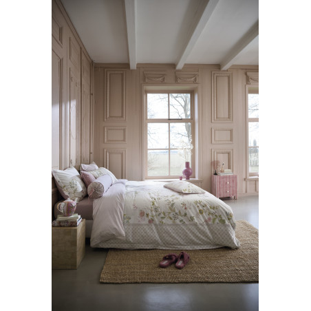 Voodipesukomplekt Bustani White