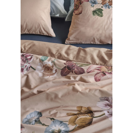 Voodipesukomplekt Dreamlike Nude interneti teel